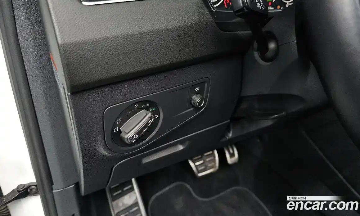 Volkswagen Tiguan 2018 2.0 гидро в Москве № 1917659, фото 33