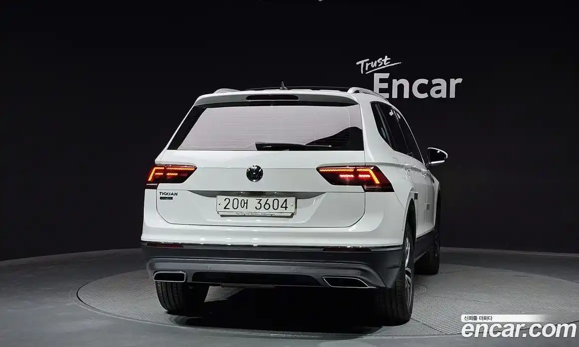 Volkswagen Tiguan 2018 2.0 гидро в Москве № 1917659, фото 4