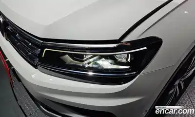 Volkswagen Tiguan 2018 2.0 гидро в Москве № 1917659, миниатюра 8