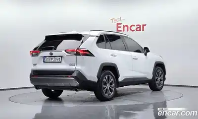 Toyota RAV4 2,5 4WD Hybrid LTD