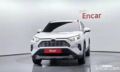 Toyota RAV4 2024 2.5 гидро в Москве № 1919505, миниатюра 2