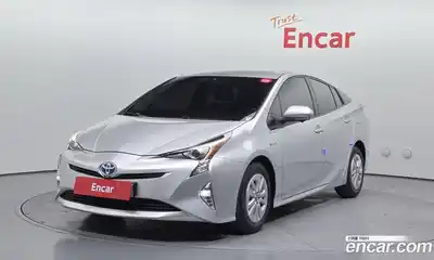 Toyota Prius 1.8 E