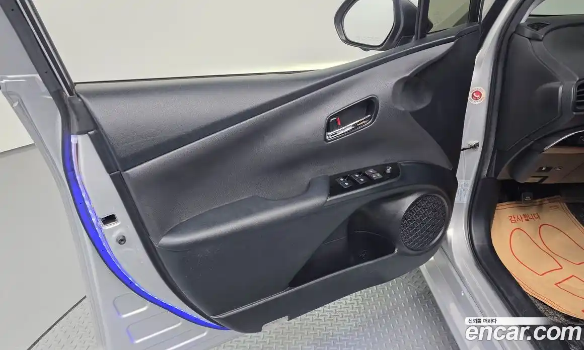 Toyota Prius 2018 1.8 гидро в Москве № 1919540, фото 14