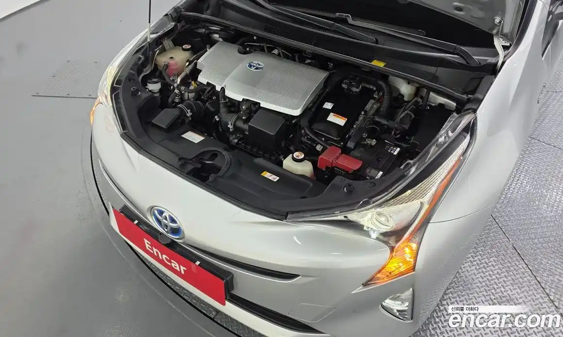 Toyota Prius 2018 1.8 гидро в Москве № 1919540, фото 6
