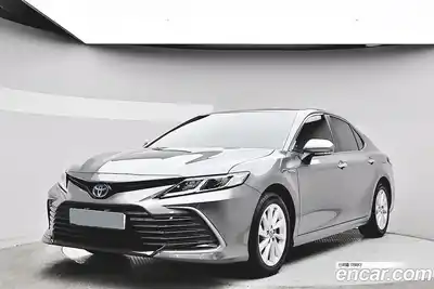 Toyota Camry 2.5 LE Hybrid