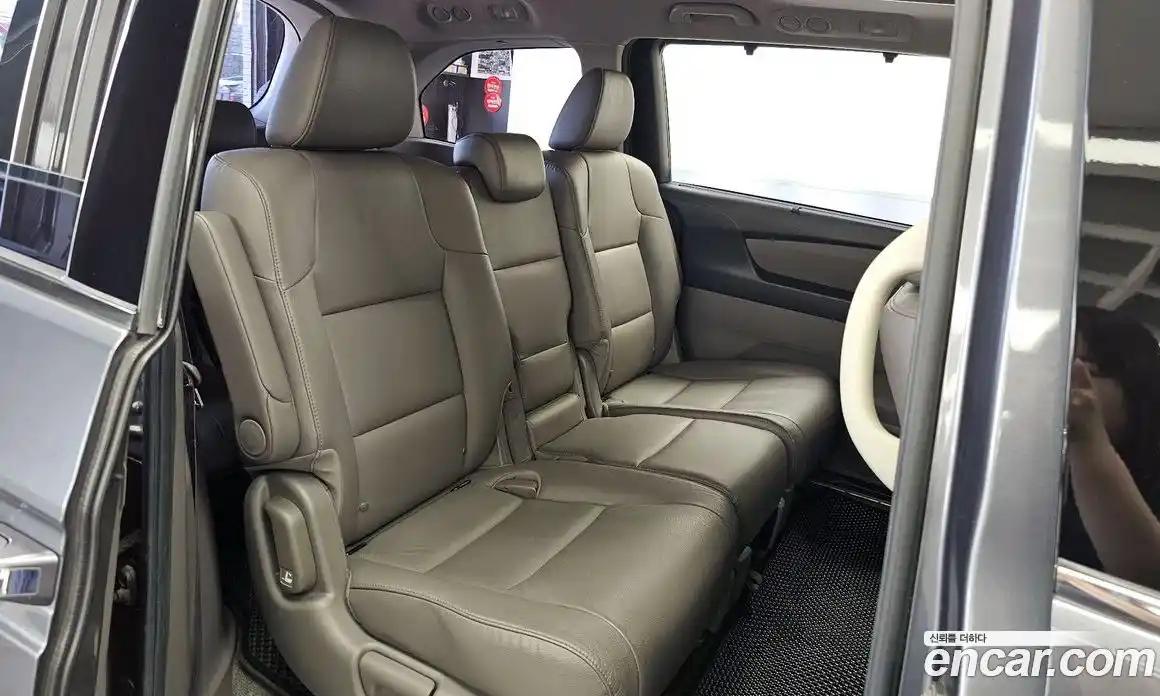 Honda Odyssey 2014 3.5 гидро в Москве № 1919834, фото 12