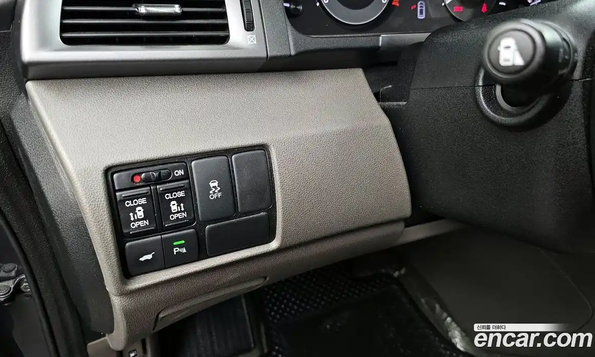 Honda Odyssey 2014 3.5 гидро в Москве № 1919834, фото 14