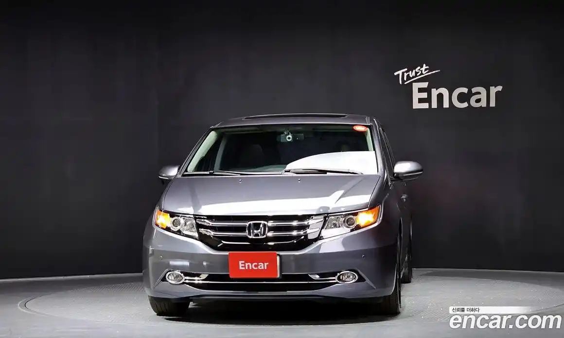 Honda Odyssey 2014 3.5 гидро в Москве № 1919834, фото 3