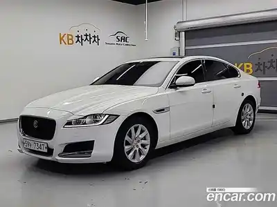 Jaguar XF, 2017