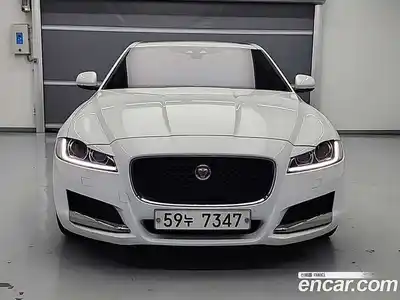 Jaguar XF 2017 2.0 гидро в Москве № 1921237, миниатюра 2