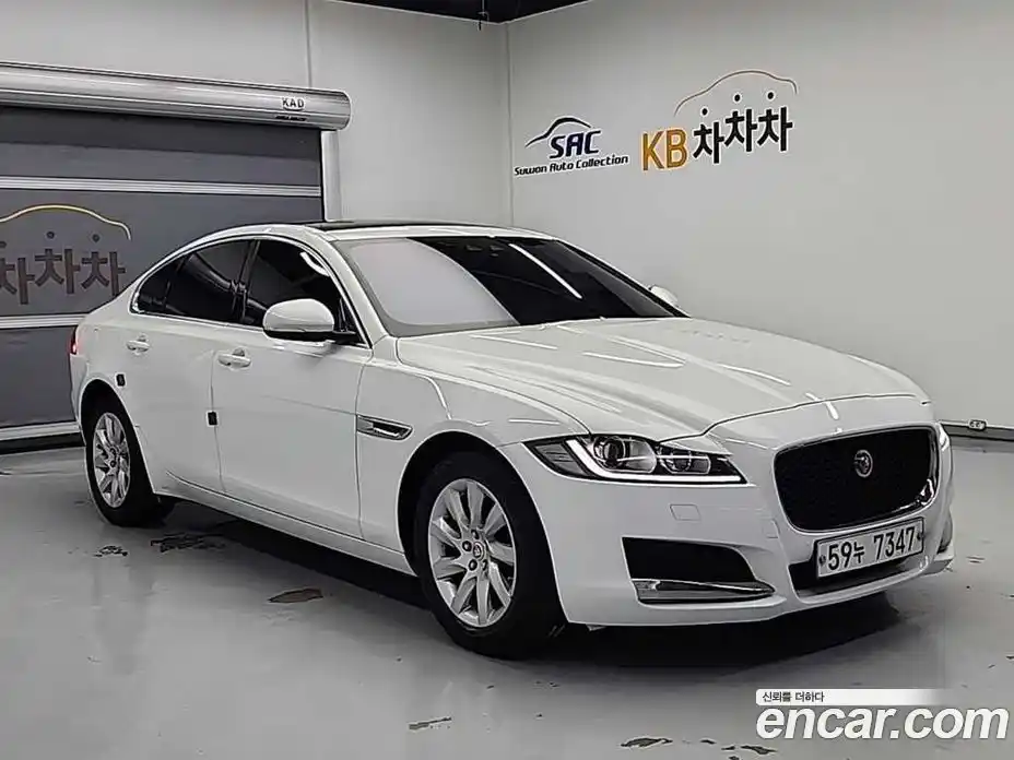 Jaguar XF 2017 2.0 гидро в Москве № 1921237, фото 4