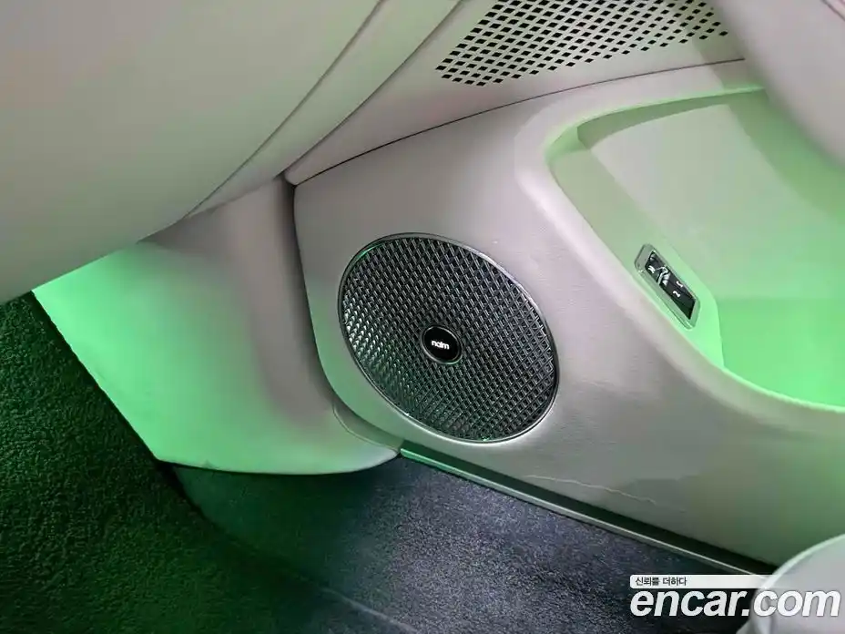 Bentley Flying Spur 2020 6.0 гидро, фото 13