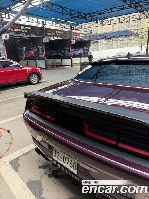 Dodge Challenger 2020 6.4 гидро в Москве № 1922497, фото 7