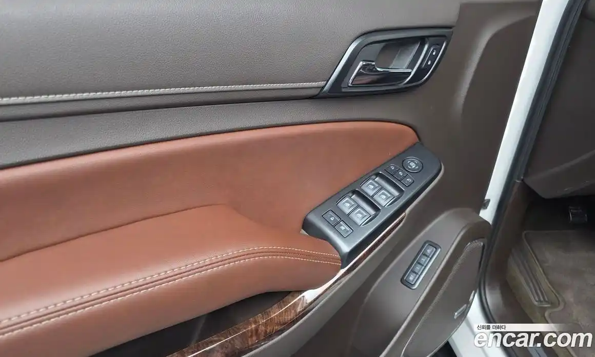 Chevrolet Surburban 2017 5.3 гидро в Москве № 1922526, фото 27
