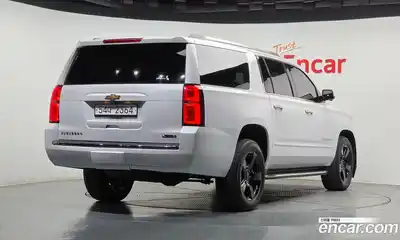 Chevrolet Surburban 2017 5.3 гидро в Москве № 1922526, миниатюра 3