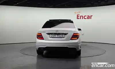 Mercedes-Benz C-Class 2011 1.8 гидро в Москве № 212199, миниатюра 4