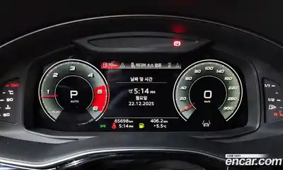 Audi Q8 2021 3.0 гидро в Москве № 230198, миниатюра 7
