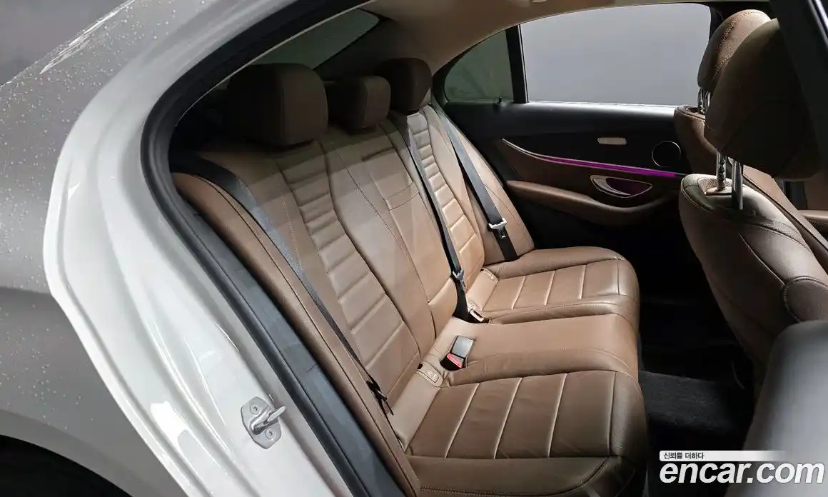 Mercedes-Benz E-Class 2016 2.0 гидро в Москве № 822974, фото 12