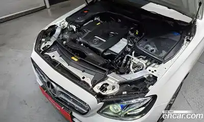 Mercedes-Benz E-Class 2016 2.0 гидро в Москве № 822974, миниатюра 6