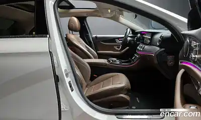 Mercedes-Benz E-Class 2016 2.0 гидро в Москве № 822974, миниатюра 10