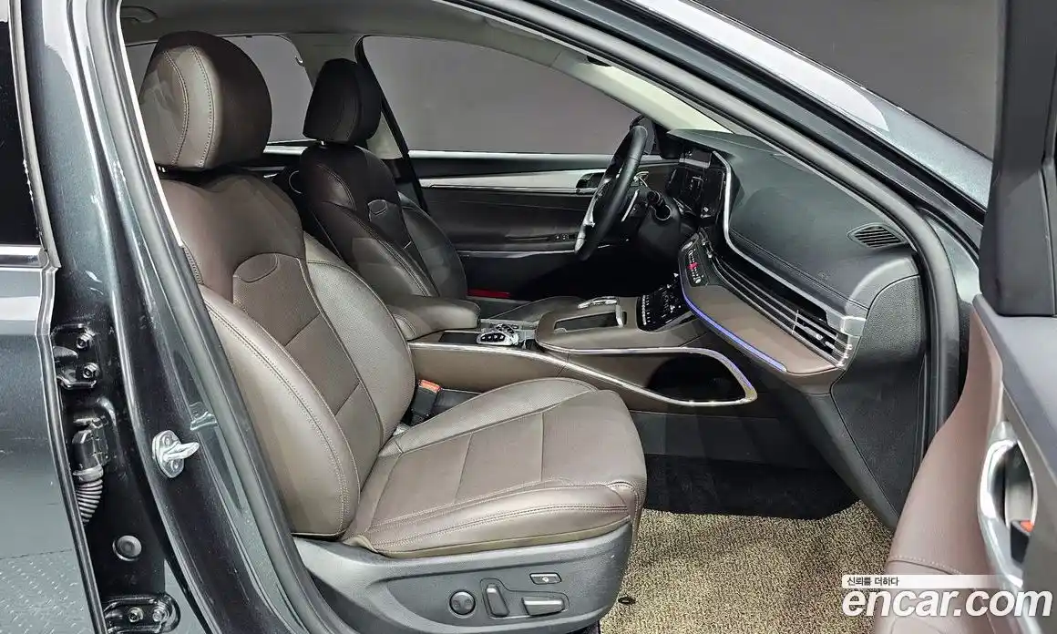 Hyundai Grandeur 2020 2.5 гидро в Москве № 1317677, фото 16
