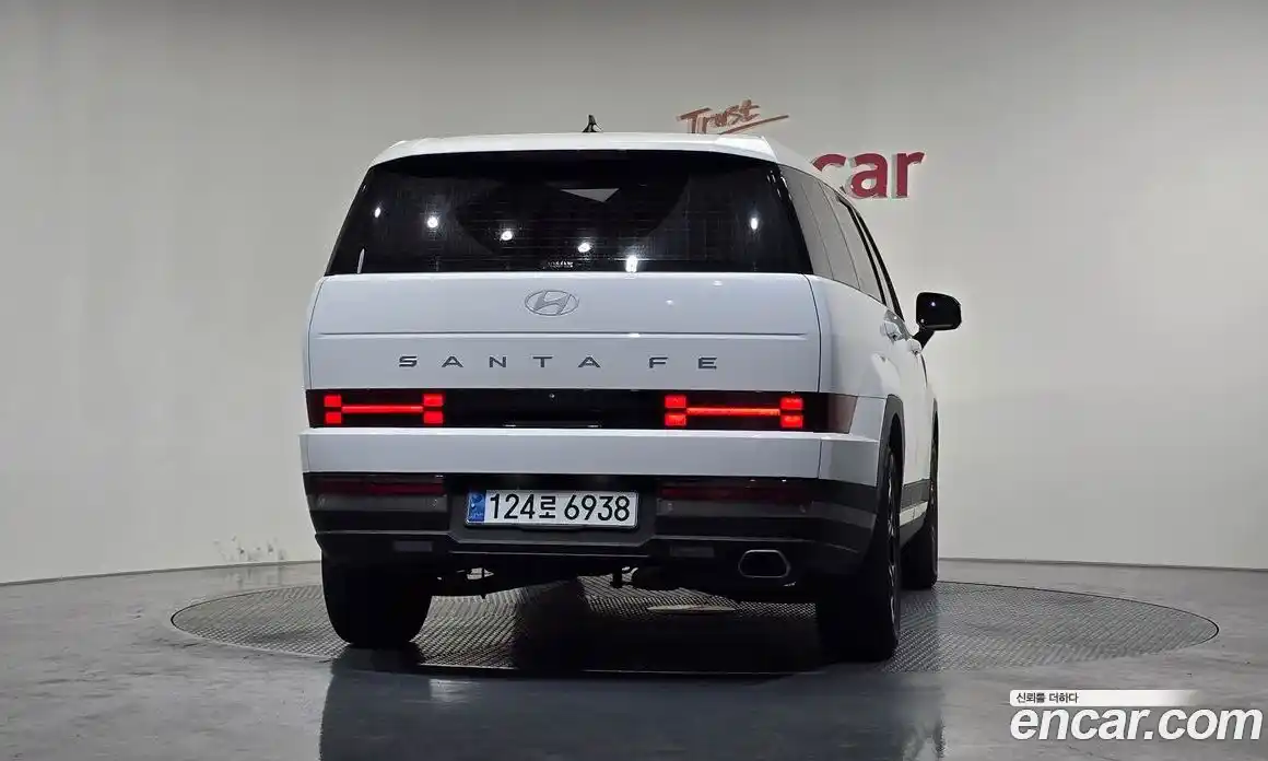 Hyundai Santa Fe 2023 2.5 гидро в Москве № 1610320, фото 4