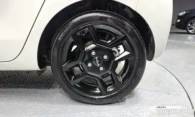 Kia Ray 2024 1.0 гидро в Москве № 1611143, миниатюра 6