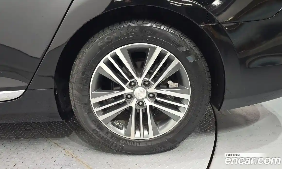 Hyundai Grandeur 2013 2.4 гидро в Москве № 1830886, фото 7
