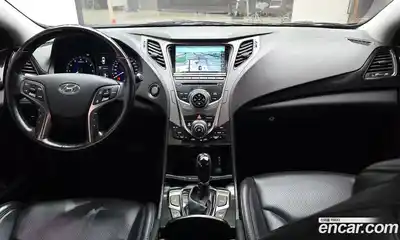 Hyundai Grandeur 2013 2.4 гидро в Москве № 1830886, миниатюра 10