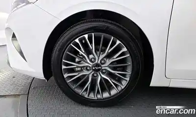 Kia K3 2022 1.6 гидро в Москве № 1904457, миниатюра 5