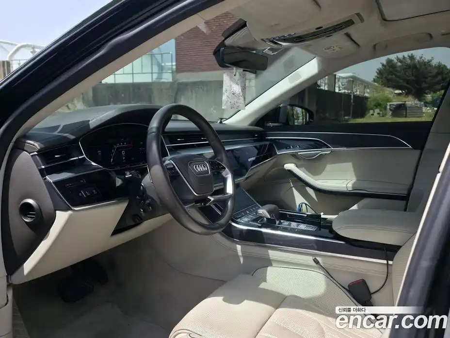 Audi A8 2018 3.0 гидро в Москве № 1910931, фото 7