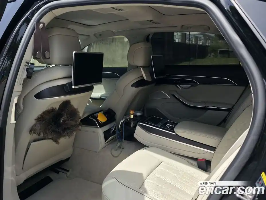 Audi A8 2018 3.0 гидро в Москве № 1910931, фото 8