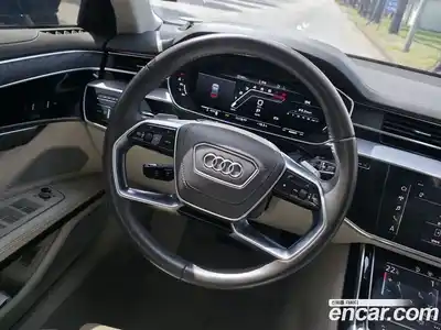 Audi A8 2018 3.0 гидро в Москве № 1910931, миниатюра 10