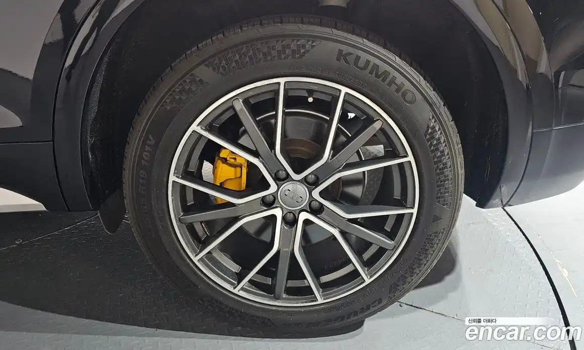 Audi Q5 2020 2.0 гидро в Москве № 1911116, фото 6