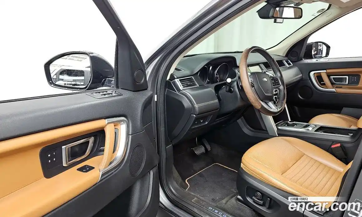 Land Rover Discovery Sport 2019 2.0 гидро в Москве № 1914791, фото 10