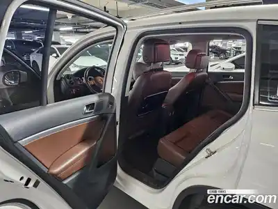 Volkswagen Tiguan 2013 2.0 гидро в Москве № 1918548, миниатюра 12