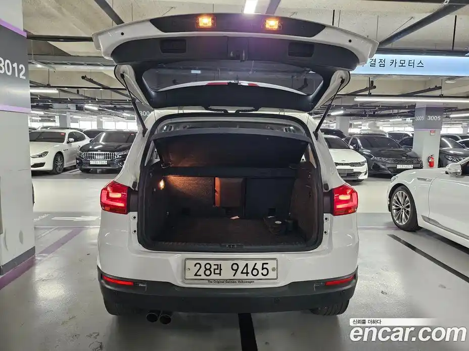 Volkswagen Tiguan 2013 2.0 гидро в Москве № 1918548, фото 3