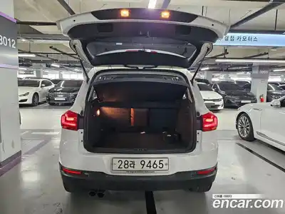 Volkswagen Tiguan 2013 2.0 гидро в Москве № 1918548, миниатюра 3