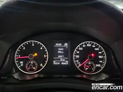 Volkswagen Tiguan 2013 2.0 гидро в Москве № 1918548, миниатюра 5