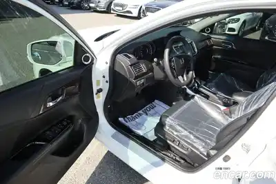 Honda Accord 2016 2.4 гидро в Москве № 1920019, миниатюра 10