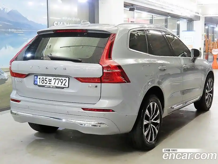 Volvo XC60 2024 2.0 гидро в Москве № 1547019, фото 4