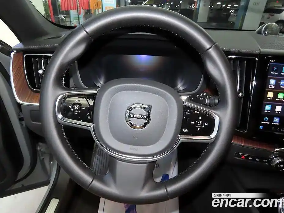 Volvo XC60 2024 2.0 гидро в Москве № 1547019, фото 8