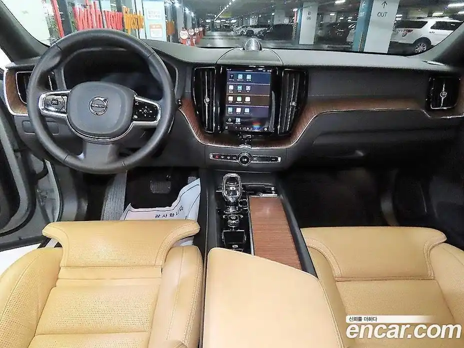 Volvo XC60 2024 2.0 гидро в Москве № 1547019, фото 10