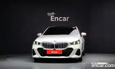 BMW 5-Series 2025 2.0 гидро в Москве № 157438, миниатюра 3