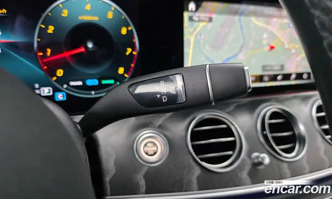 Mercedes-Benz E-Class 2021 2.0 гидро в Москве, фото 9