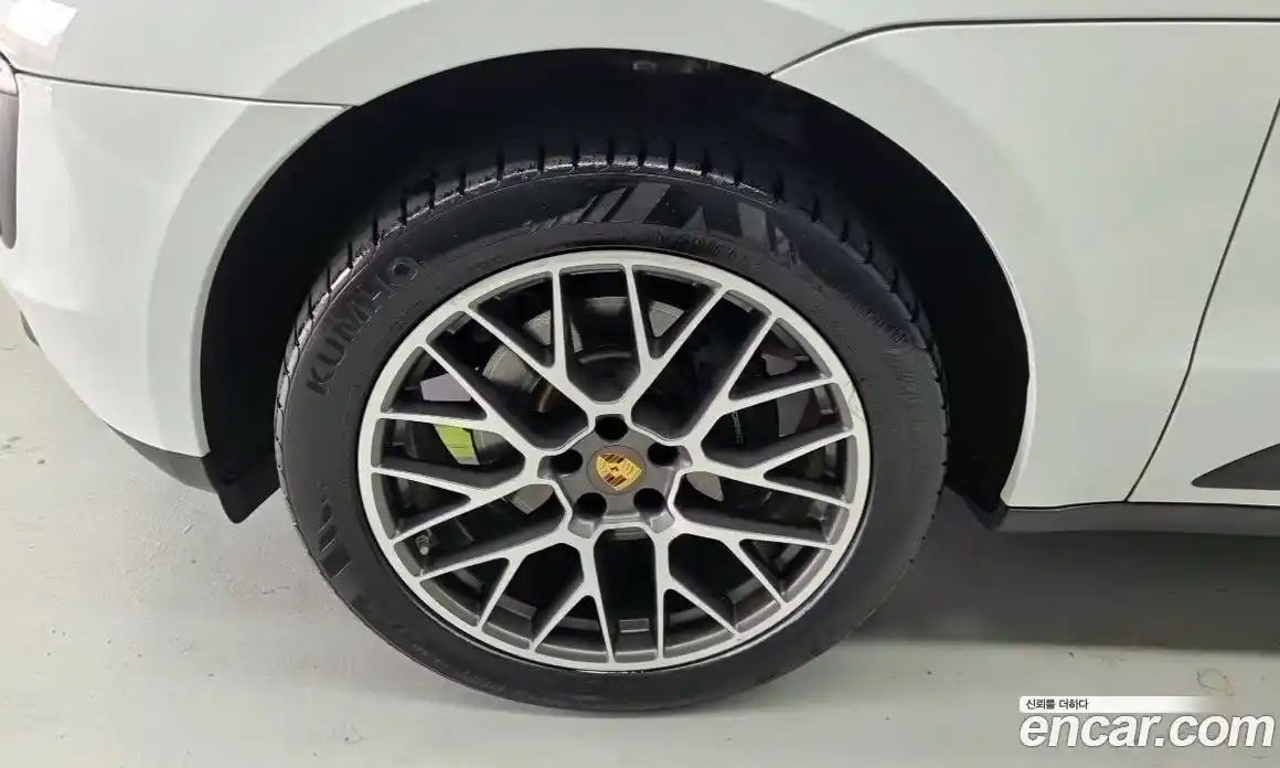 Porsche Macan 2018 2.0 гидро в Москве № 165126, фото 5