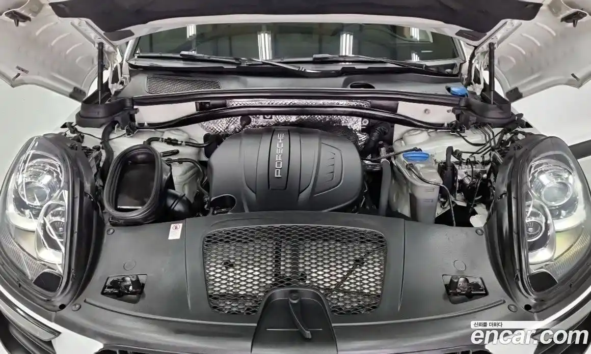 Porsche Macan 2018 2.0 гидро в Москве № 165126, фото 6