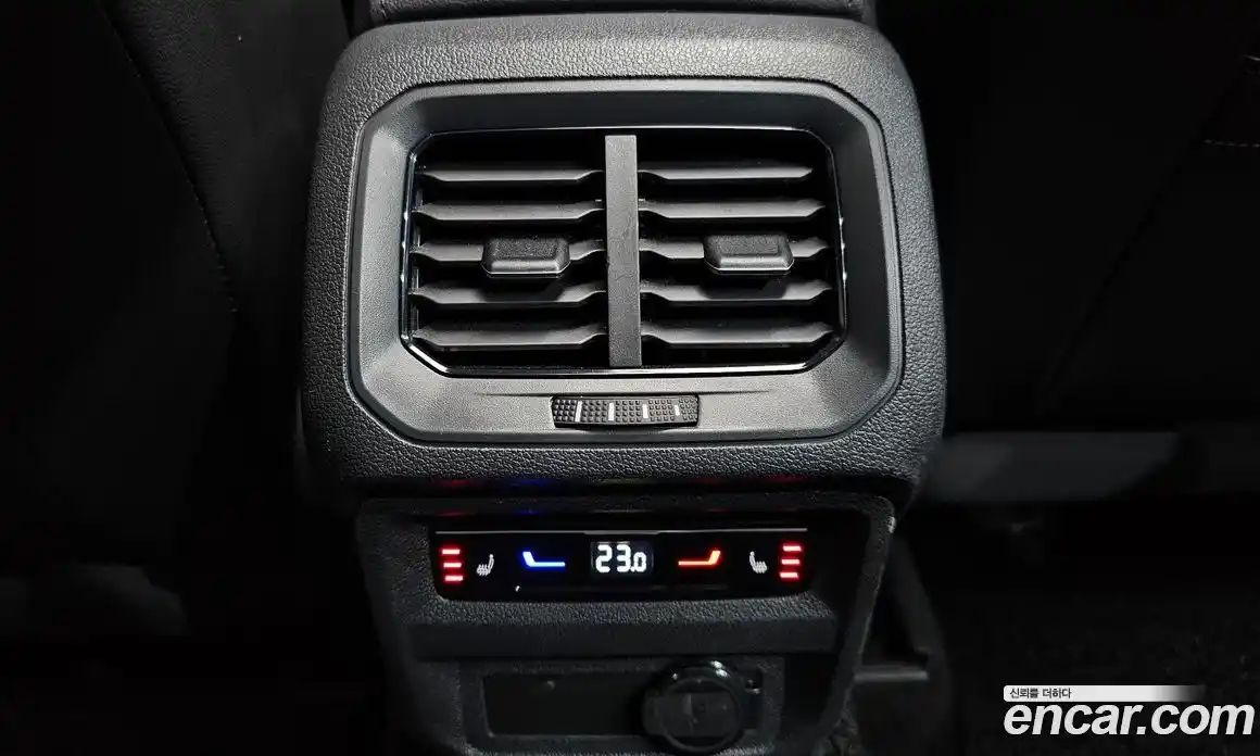 Volkswagen Tiguan 2022 2.0 гидро в Москве № 168547, фото 18
