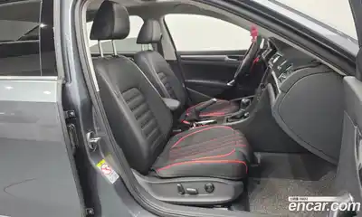 Volkswagen Passat 2018 2.0 гидро в Москве № 168870, миниатюра 11