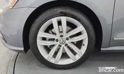 Volkswagen Passat 2018 2.0 гидро в Москве № 168870, миниатюра 5
